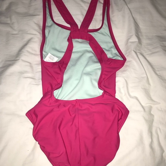 Pink Nike Swimsuit Size 38W12 - Picture 2 of 3